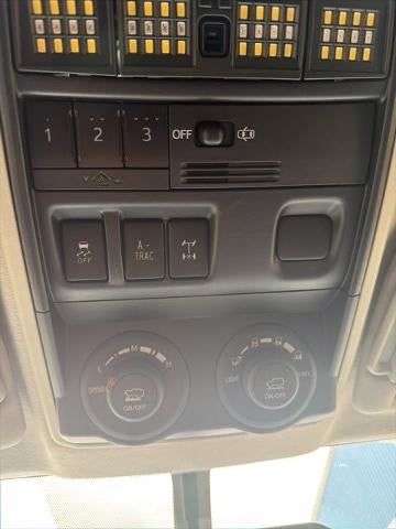 2017 Toyota 4Runner SR5 4WD (GS)