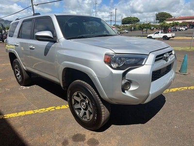 2022 Toyota 4Runner SR5 4WD (GS)