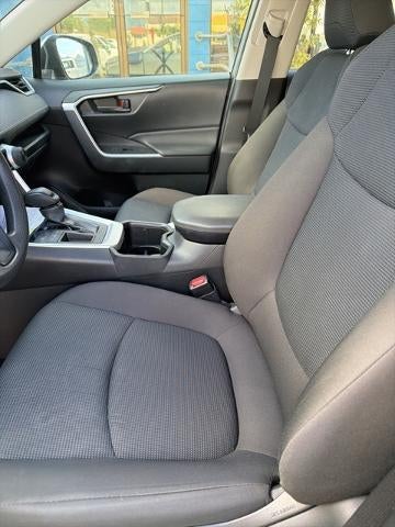 2024 Toyota RAV4 LE FWD (GS)