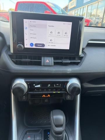 2024 Toyota RAV4 LE FWD (GS)