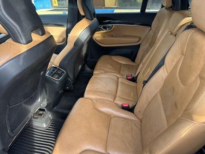 2019 Volvo XC90 T6 AWD Momentum